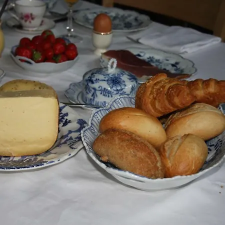 Atelier La Luna Bed & Breakfast *
